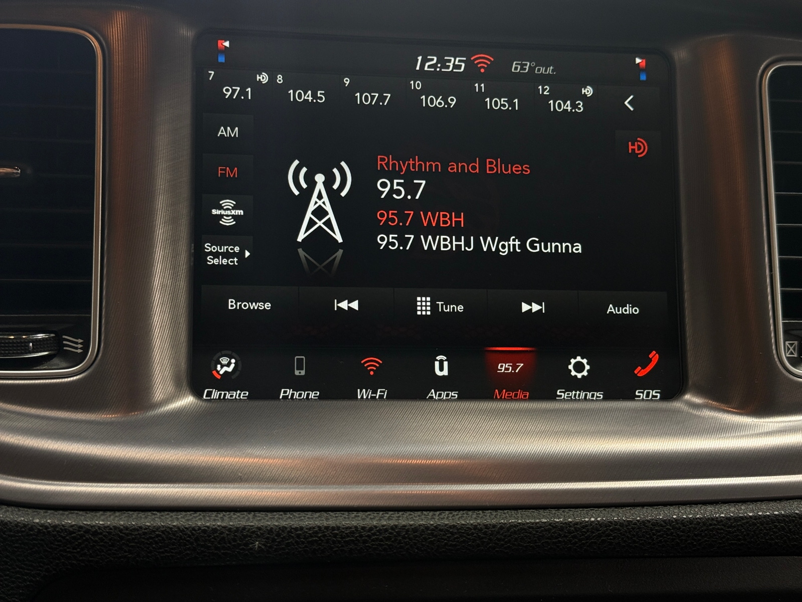 Thumbnail: 2023 Dodge Charger - 4