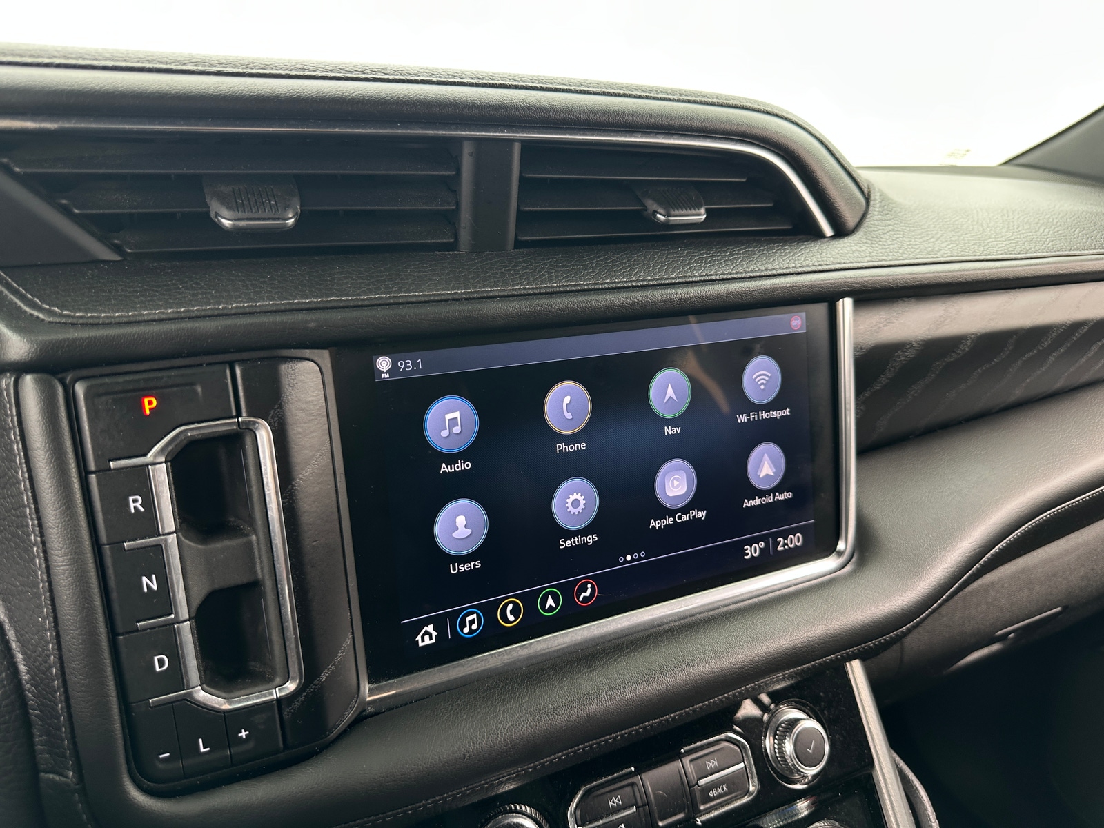 Thumbnail: 2021 GMC Yukon XL - 3