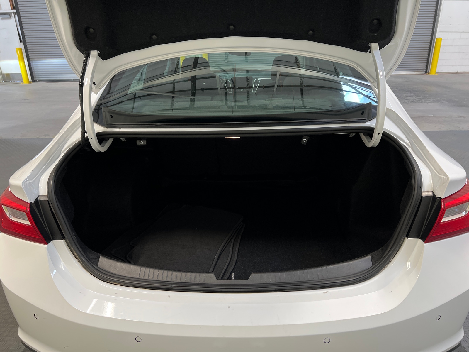 Thumbnail: 2024 Chevrolet Malibu - 7