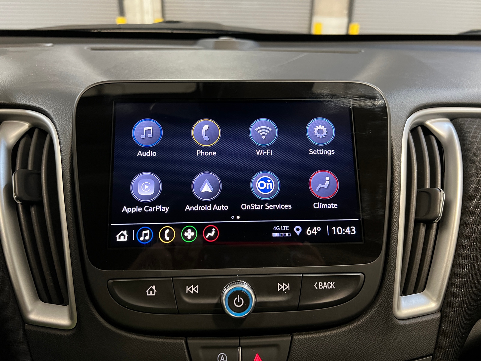 Thumbnail: 2024 Chevrolet Malibu - 4