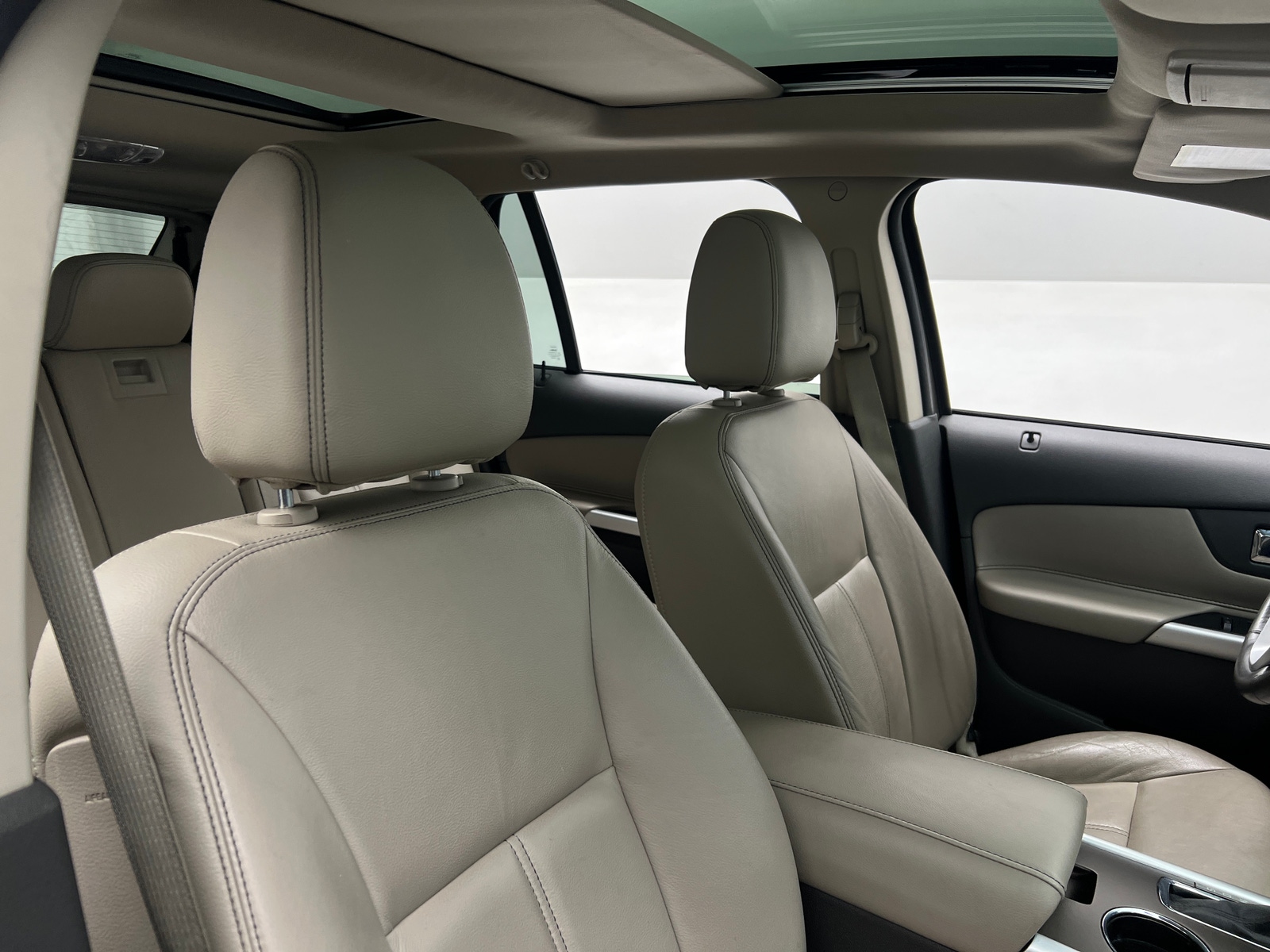 Thumbnail: 2013 Ford Edge - 2