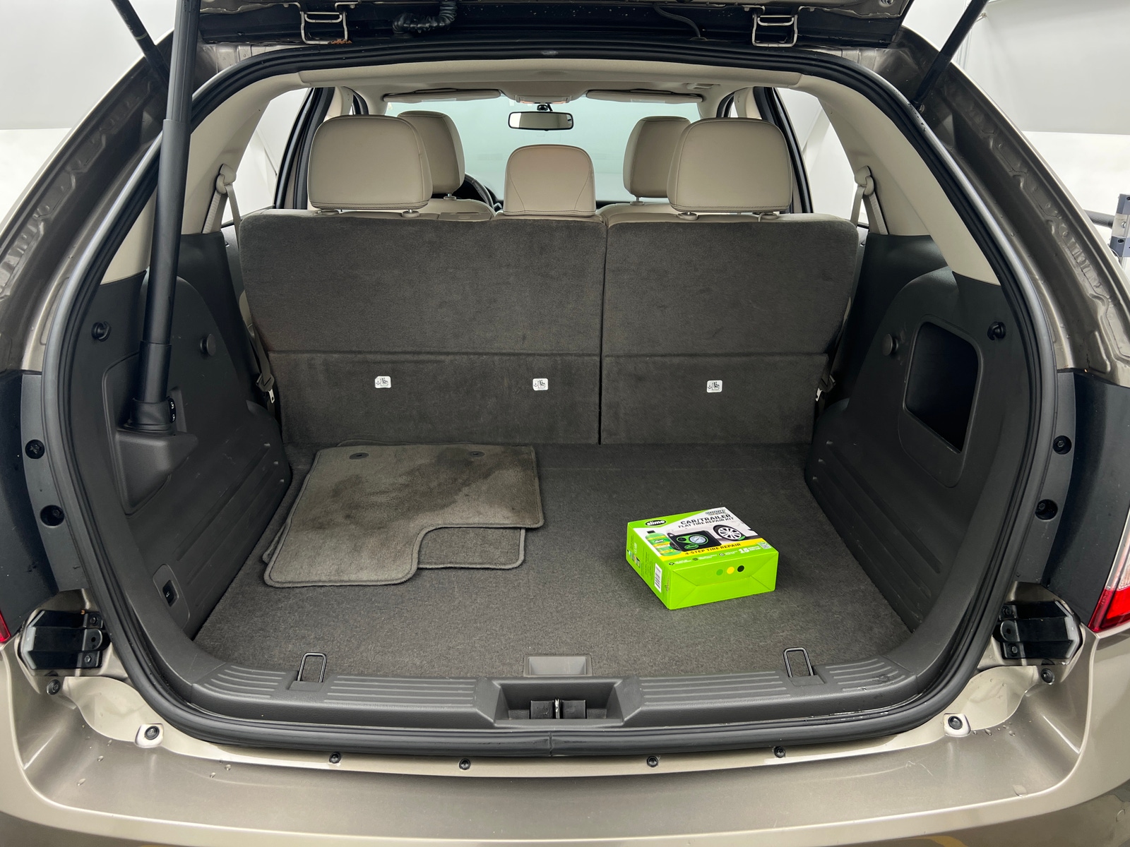 Thumbnail: 2013 Ford Edge - 7