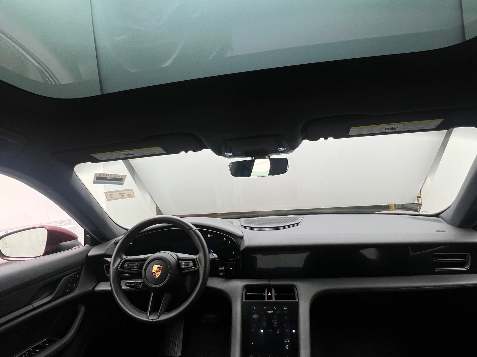 Thumbnail: 2022 Porsche Taycan - 2