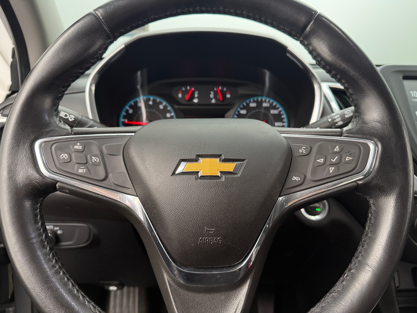 Thumbnail: 2018 Chevrolet Equinox - 5