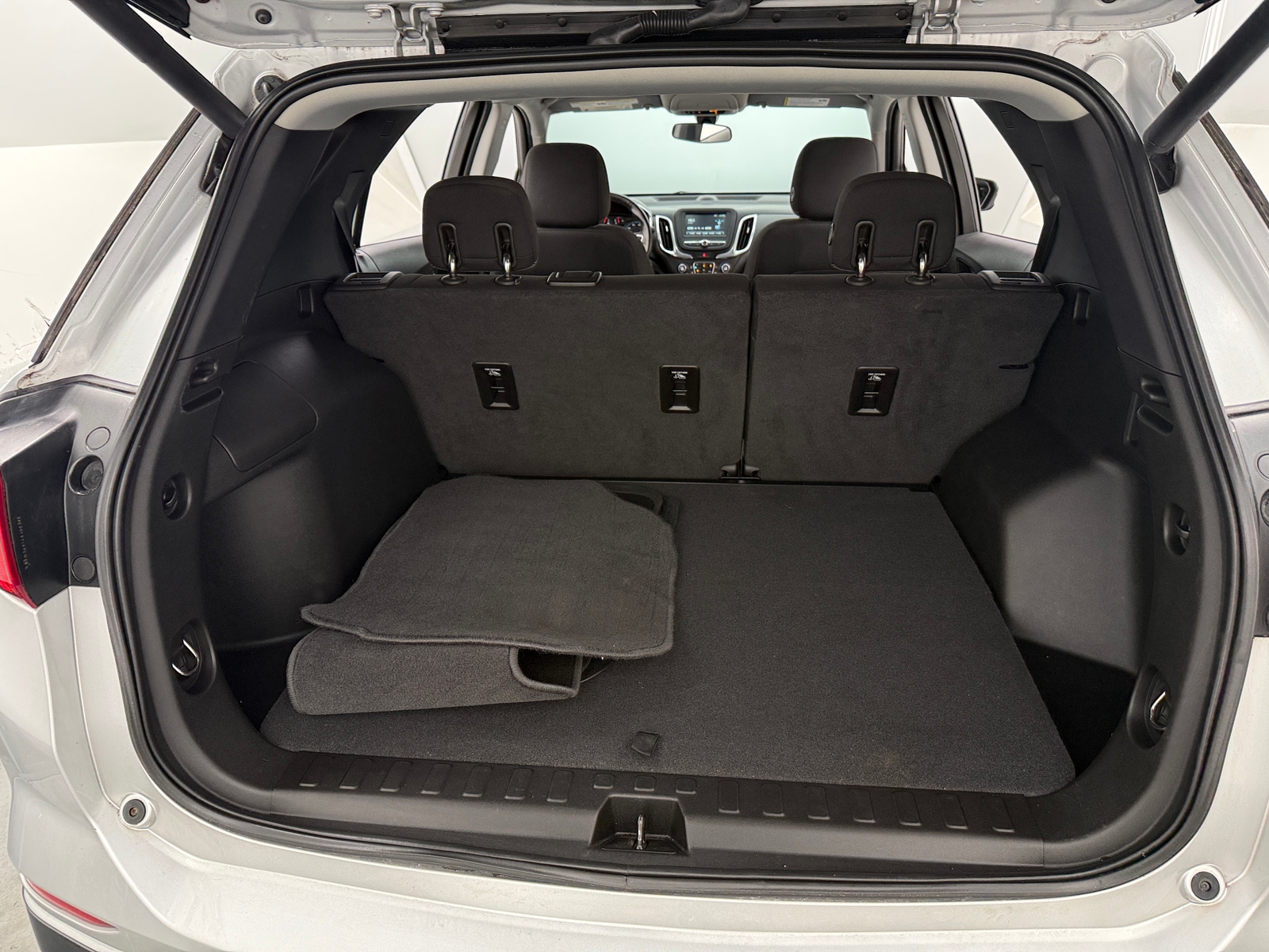 Thumbnail: 2018 Chevrolet Equinox - 7