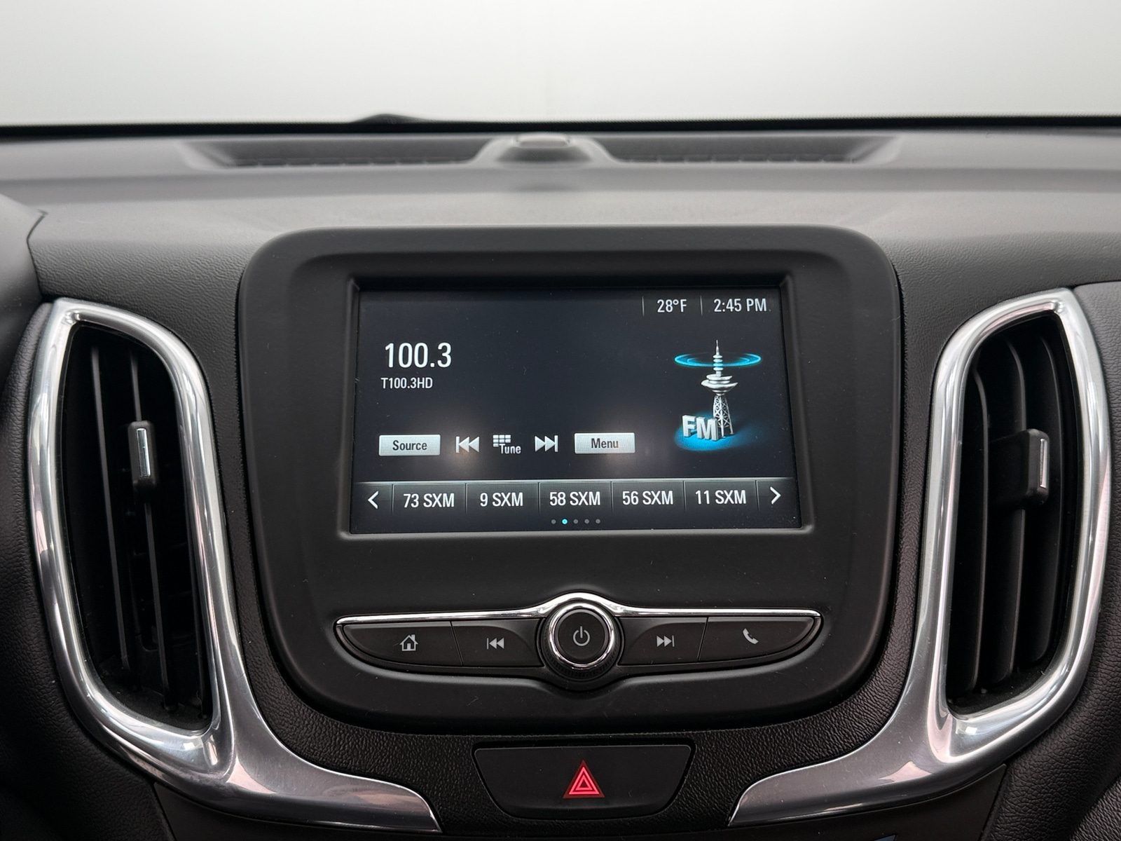 Thumbnail: 2018 Chevrolet Equinox - 4