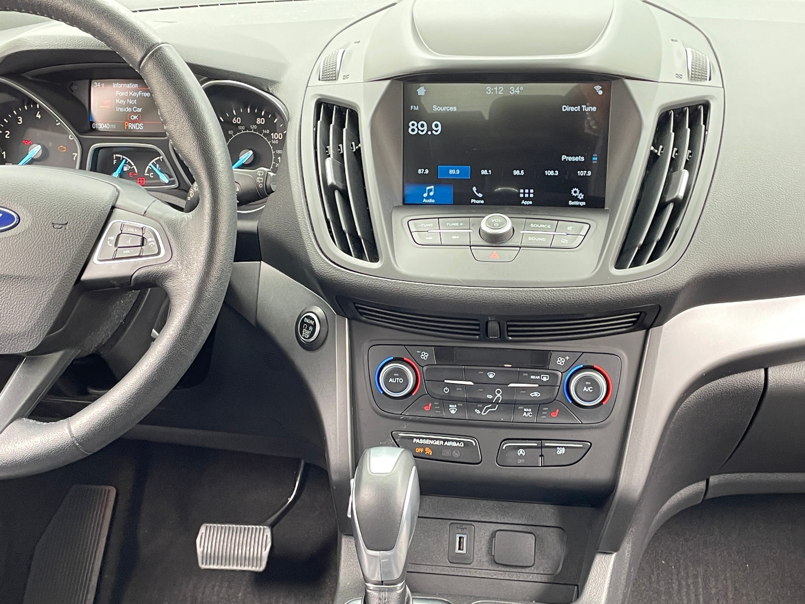 Thumbnail: 2019 Ford Escape - 3