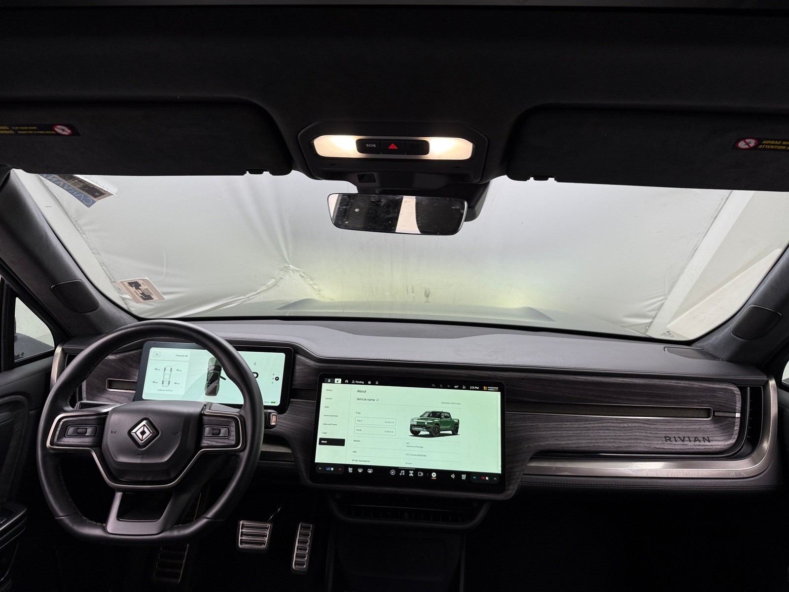 Thumbnail: 2022 Rivian R1T - 2