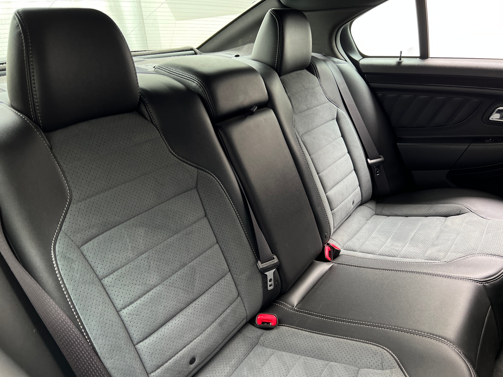 Thumbnail: 2013 Ford Taurus - 5