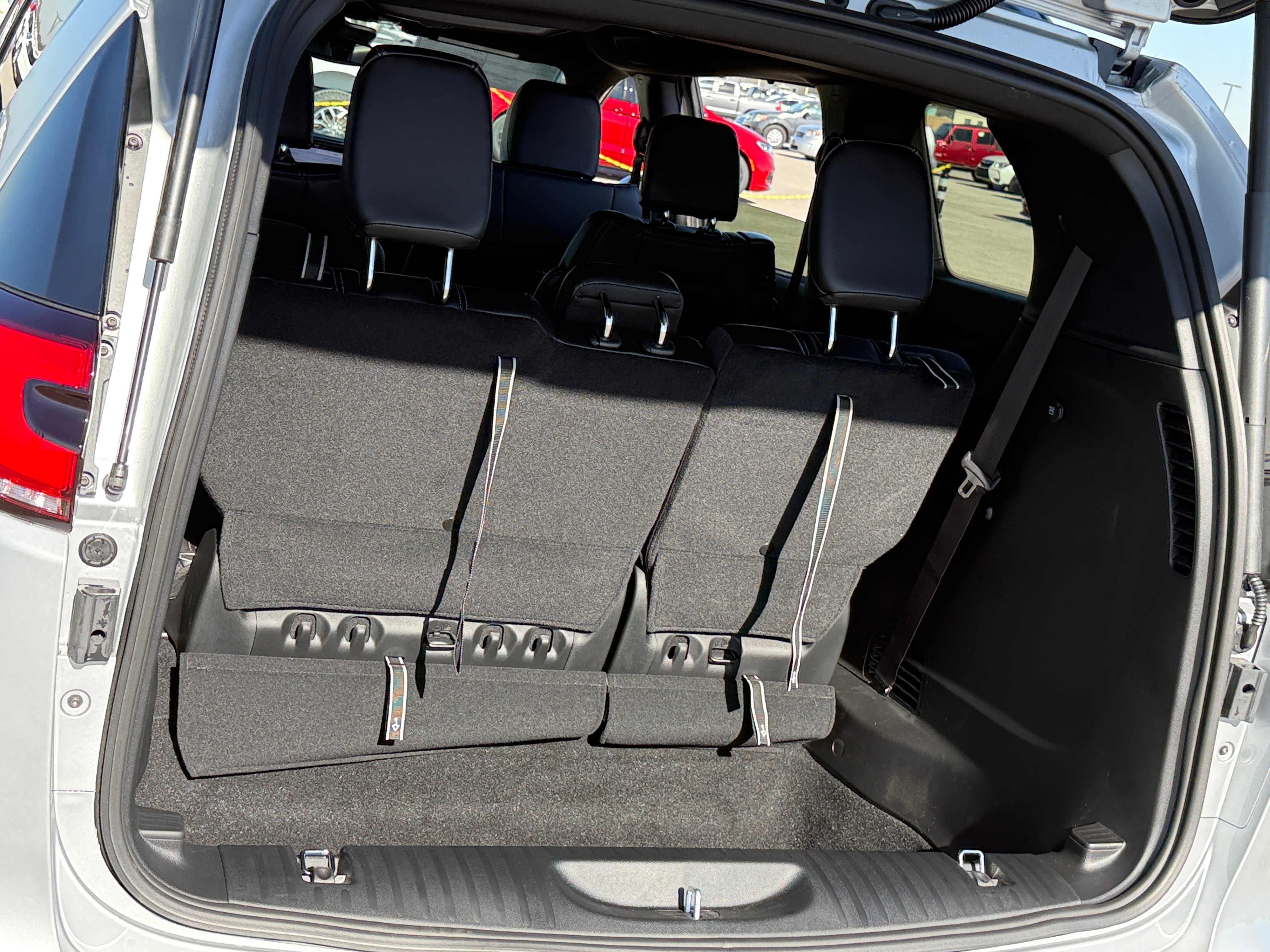 2026 Chrysler Pacifica Select AWD's photo