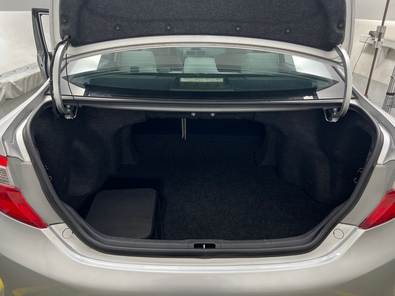 Thumbnail: 2012 Toyota Camry - 7