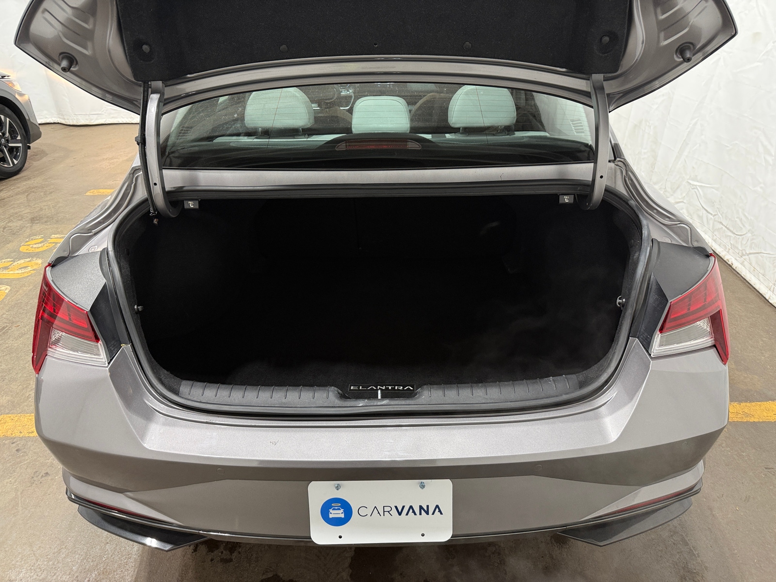 Thumbnail: 2023 Hyundai Elantra - 6