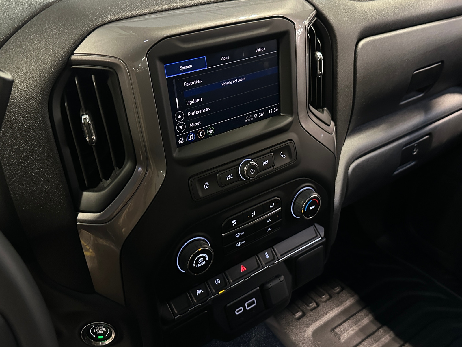 Thumbnail: 2026 Chevrolet Silverado 1500 - 4