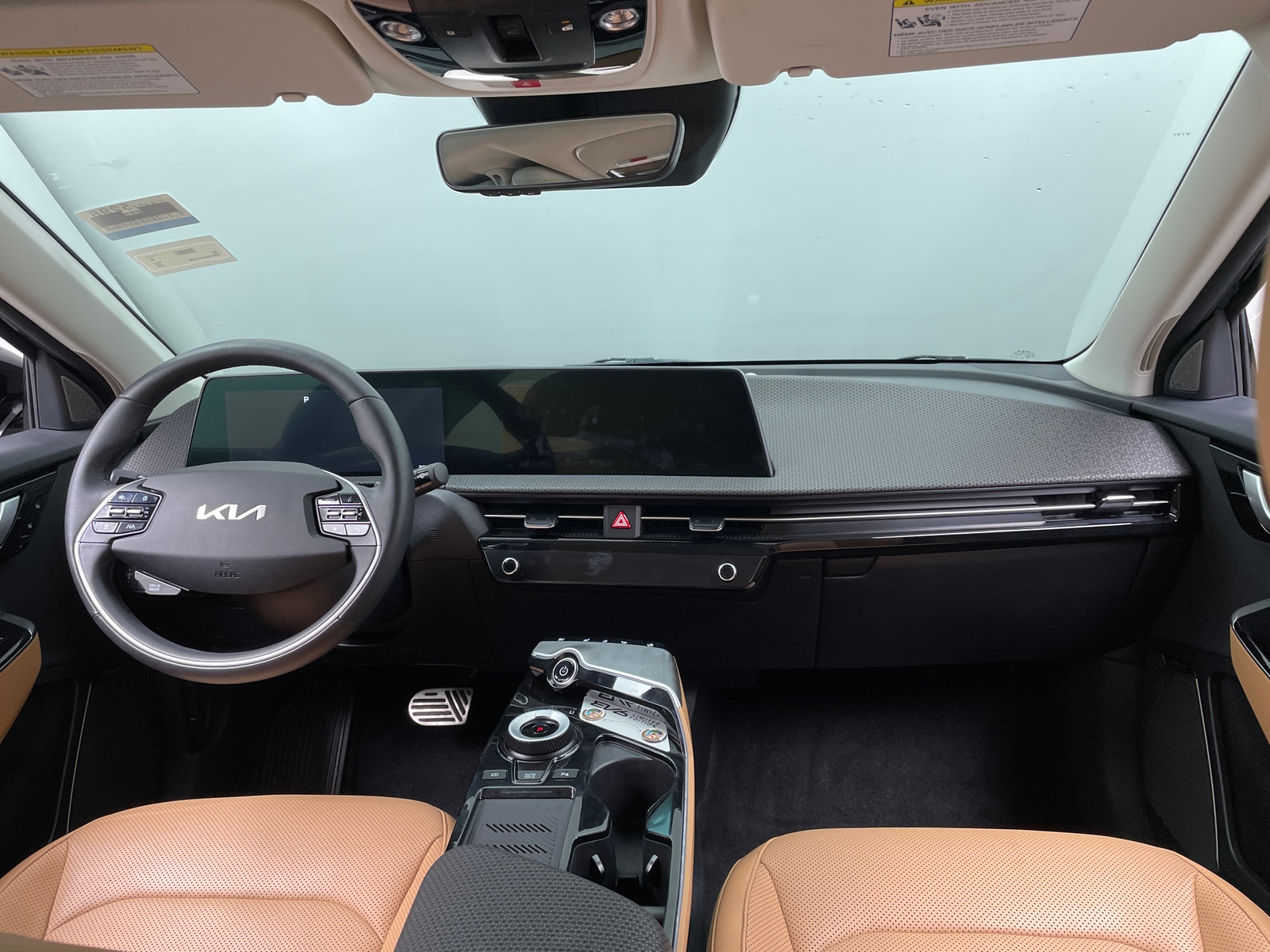 Thumbnail: 2023 Kia EV6 - 2