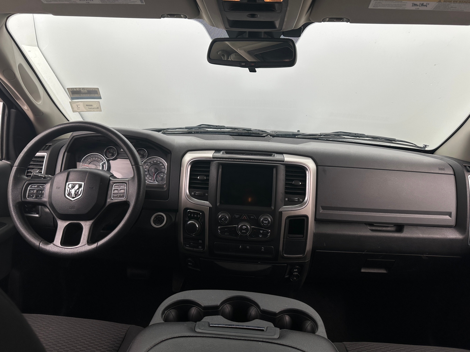 Thumbnail: 2019 RAM 1500 Classic - 3