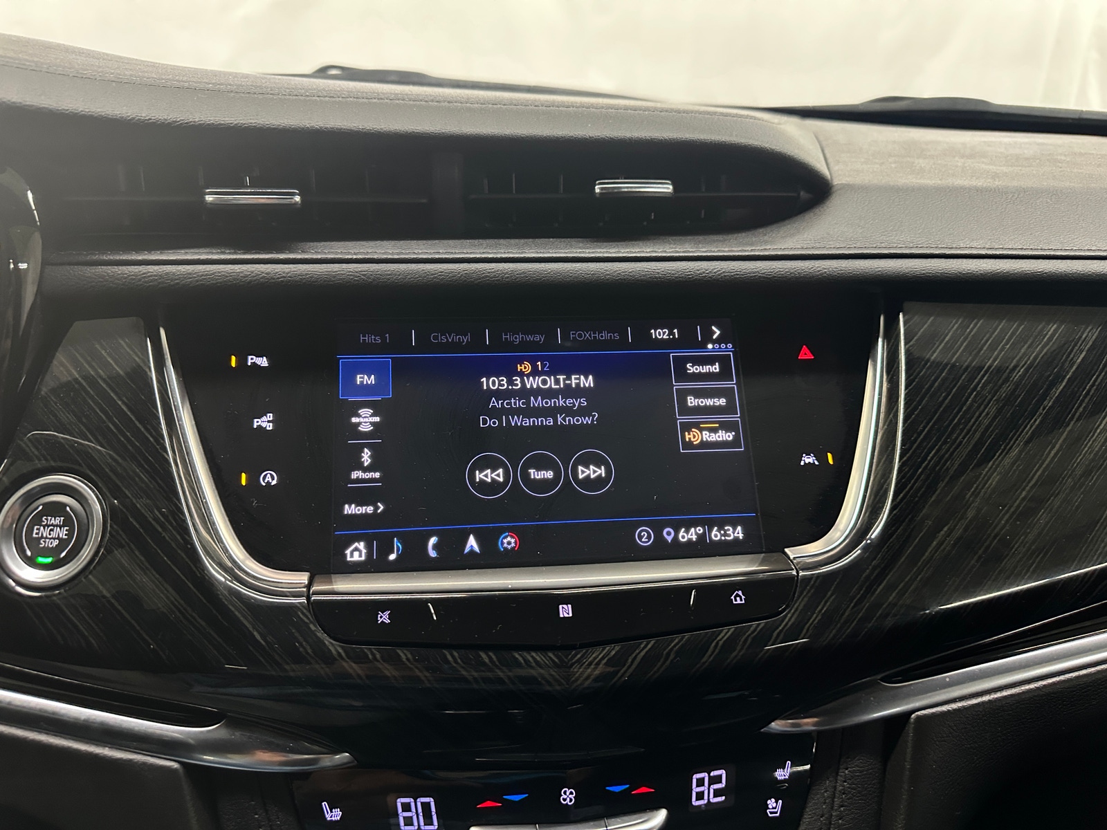 Thumbnail: 2020 Cadillac XT6 - 3