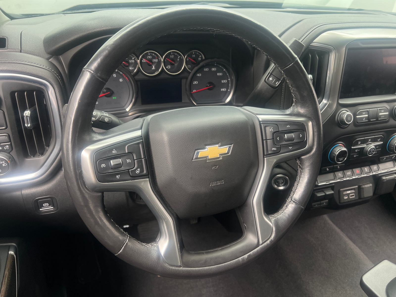Thumbnail: 2019 Chevrolet Silverado 1500 - 5