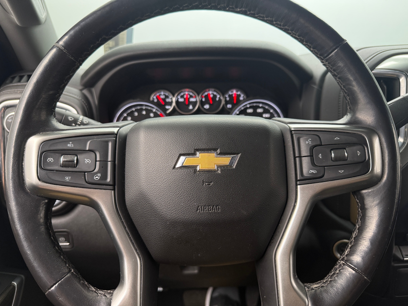 Thumbnail: 2021 Chevrolet Silverado 1500 - 5