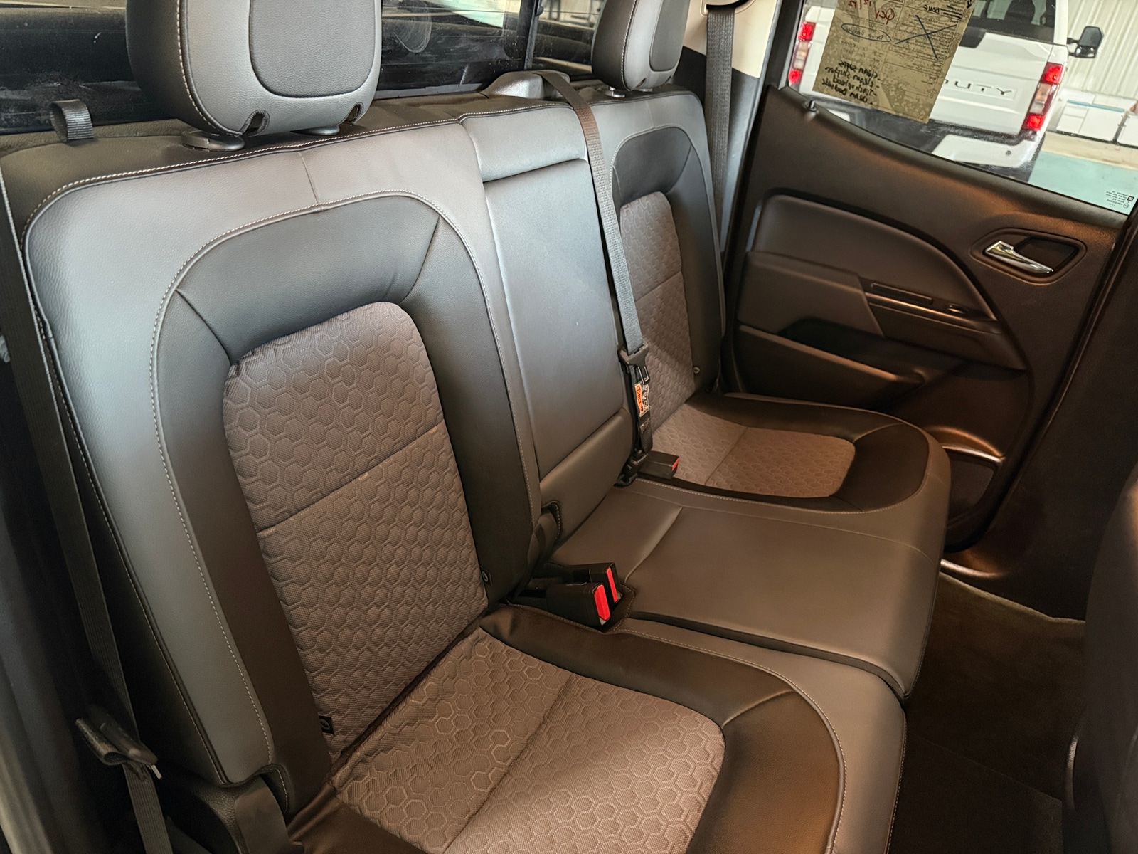 Thumbnail: 2017 Chevrolet Colorado - 5