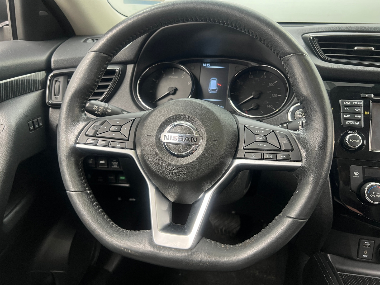 Thumbnail: 2017 Nissan Rogue - 4