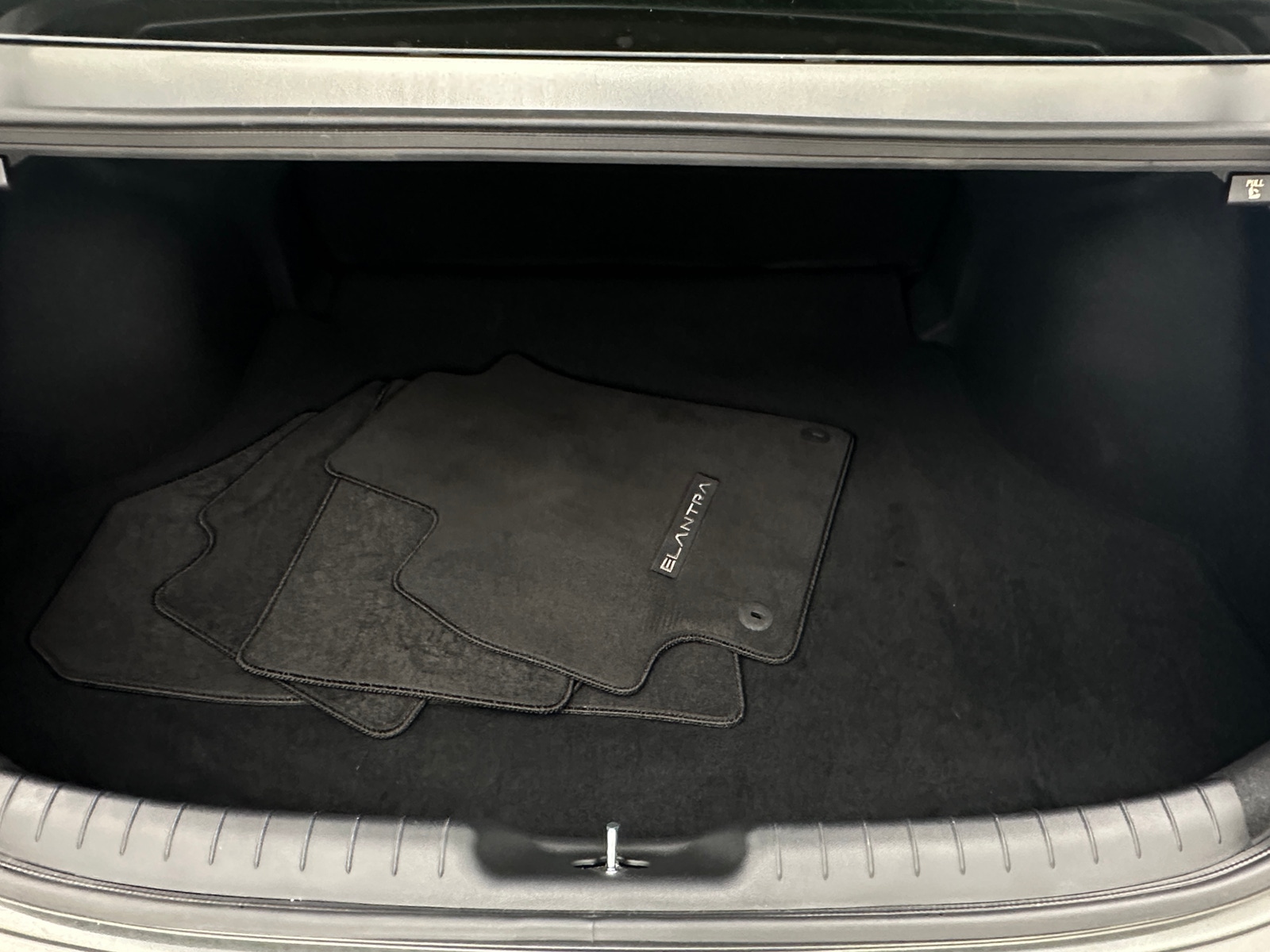 Thumbnail: 2025 Hyundai Elantra - 7