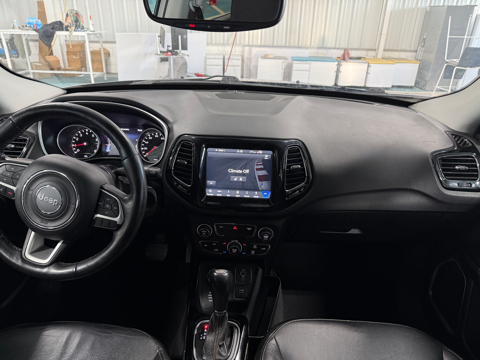 Thumbnail: 2018 Jeep Compass - 2