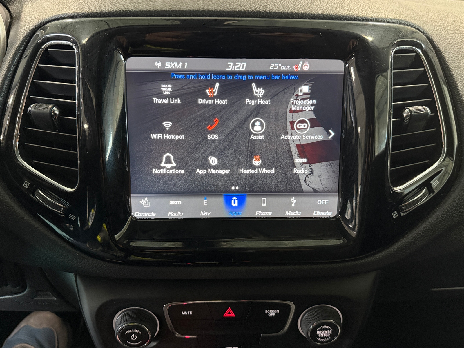 Thumbnail: 2018 Jeep Compass - 3