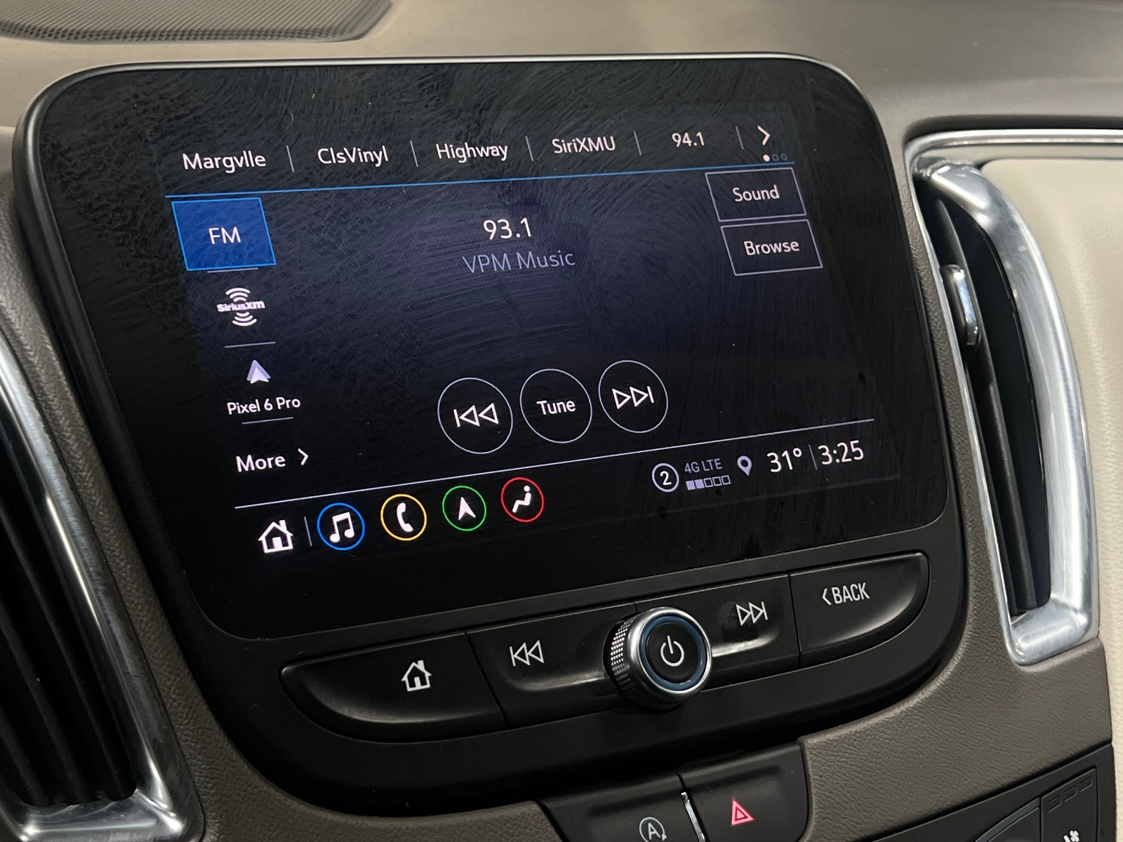 Thumbnail: 2024 Chevrolet Malibu - 3