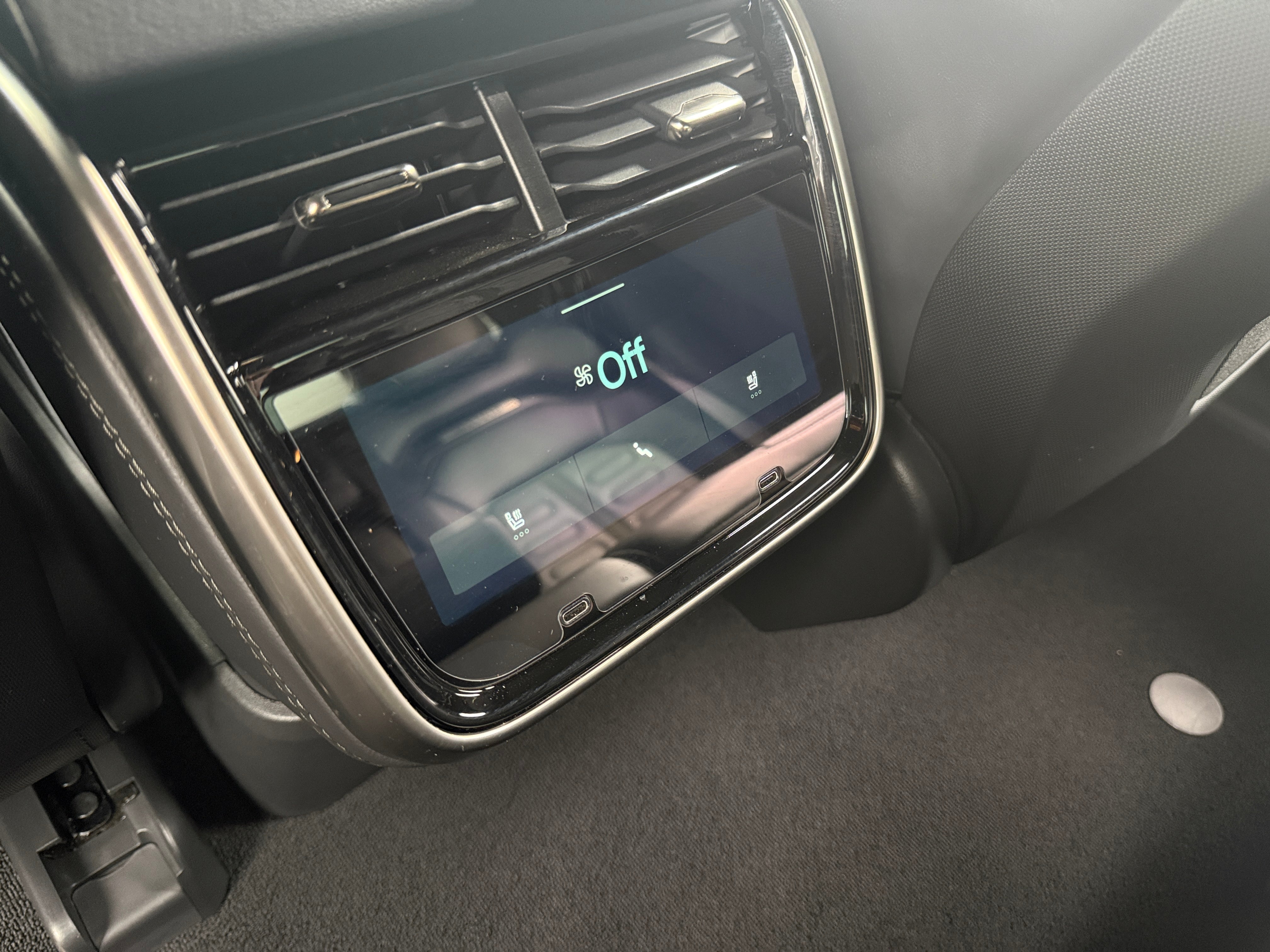 Used 2024 Rivian R1T Adventure with VIN 7FCTGBAAXRN033366 for sale in Auburn, WA