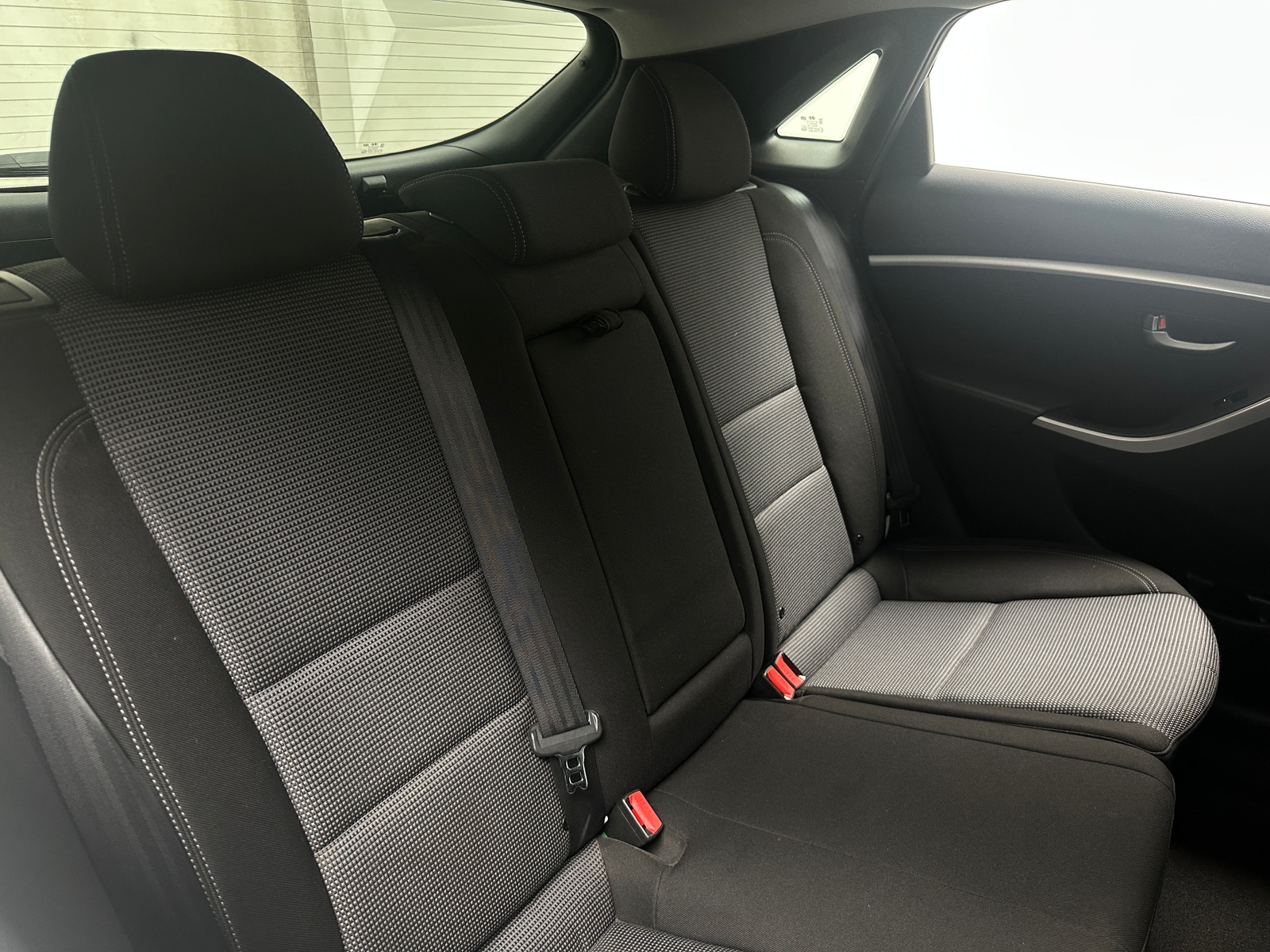 Thumbnail: 2016 Hyundai Elantra - 6