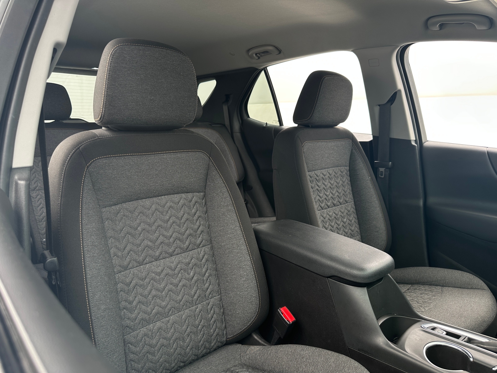 Thumbnail: 2022 Chevrolet Equinox - 2