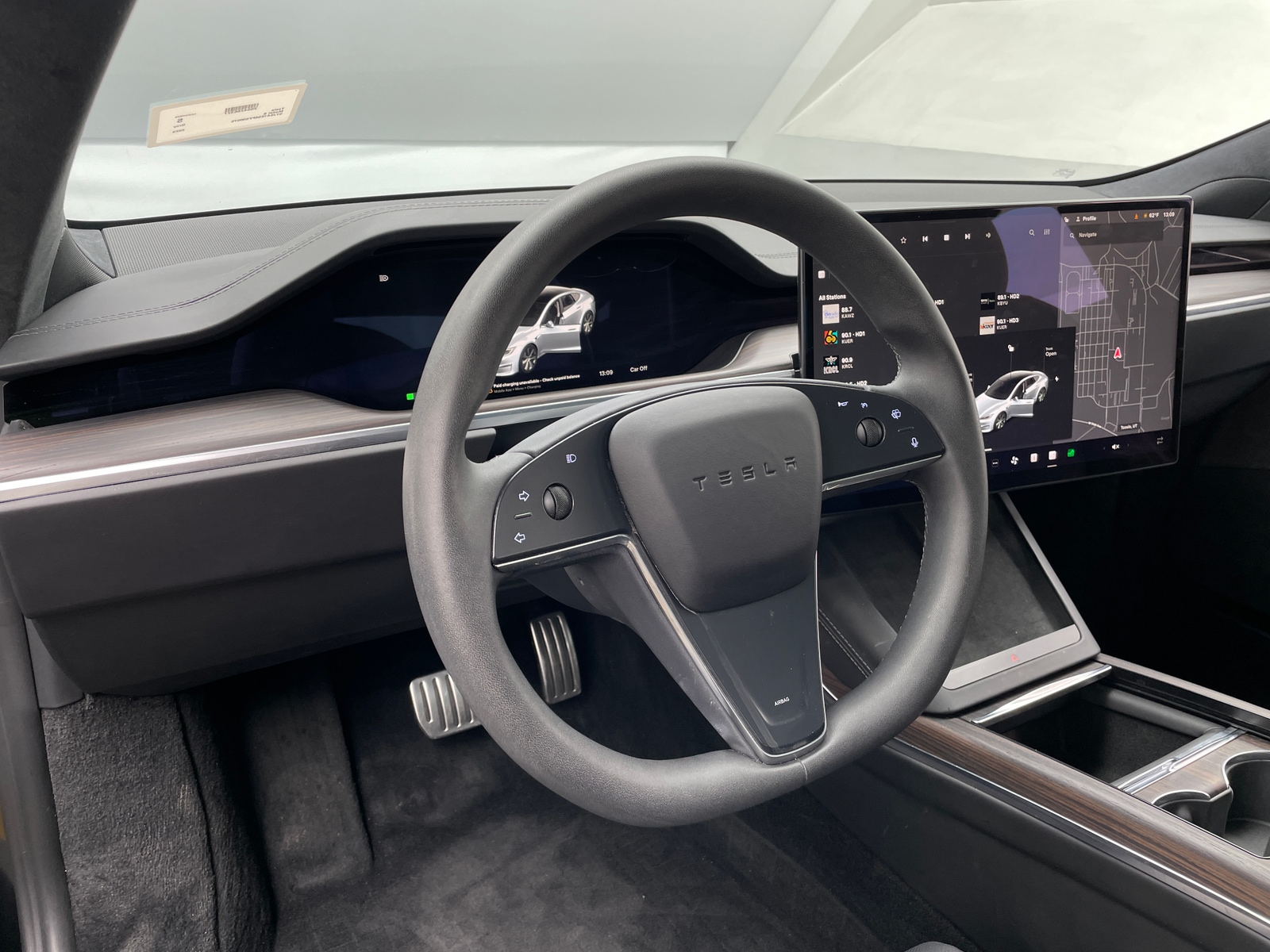 Thumbnail: 2023 Tesla Model S - 4