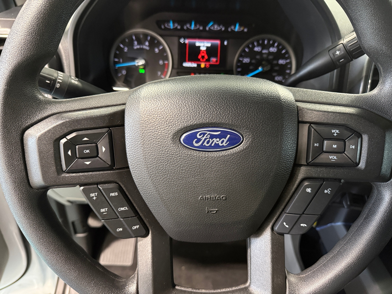 Thumbnail: 2022 Ford Econoline - 5