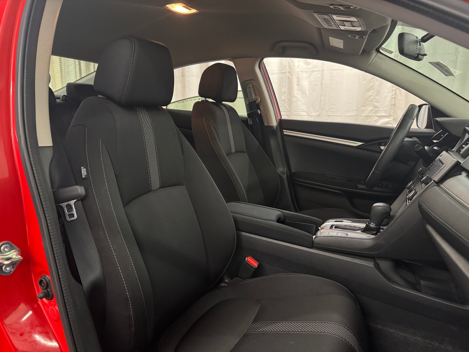 Thumbnail: 2016 Honda Civic - 2