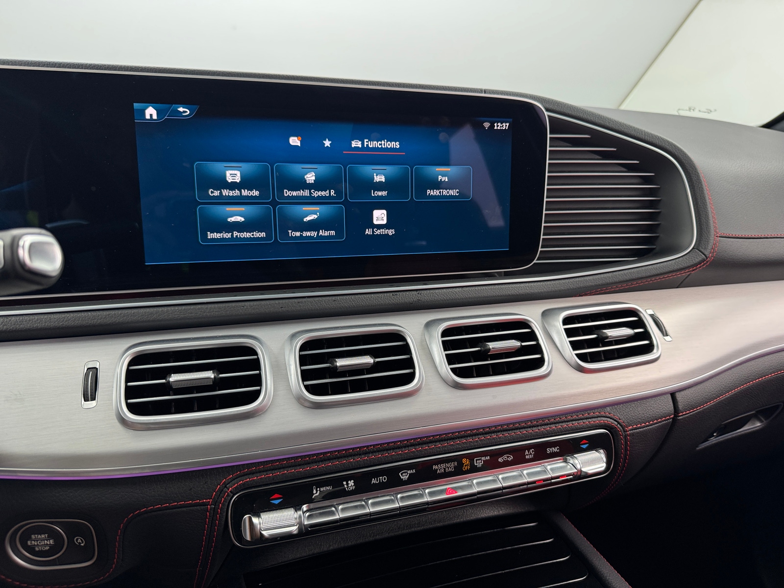 Thumbnail: 2024 Mercedes-Benz GLE - 3