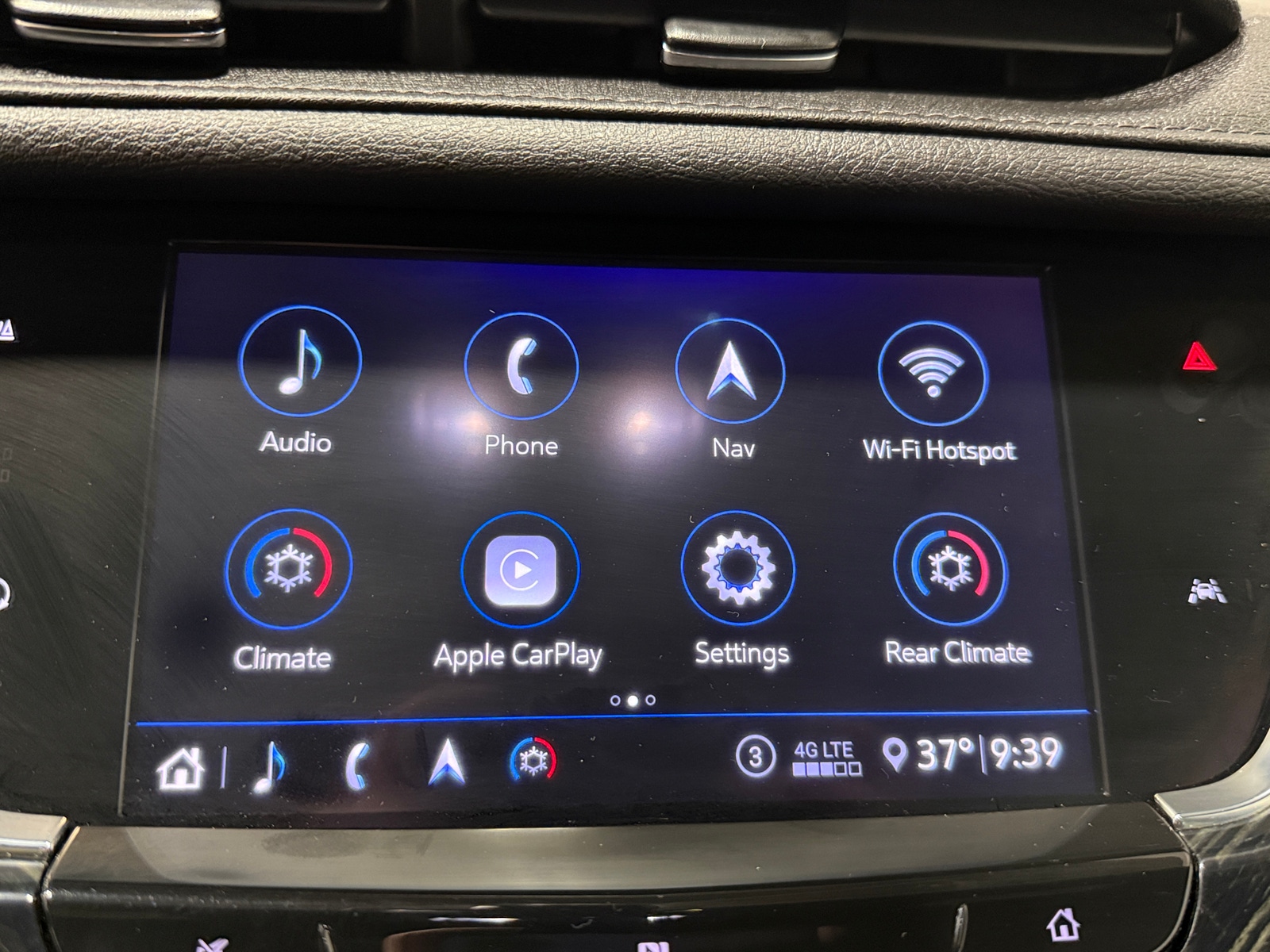 Thumbnail: 2020 Cadillac XT6 - 3