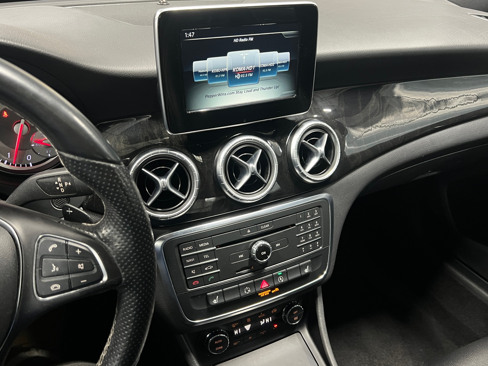 Thumbnail: 2015 Mercedes-Benz CLA - 2