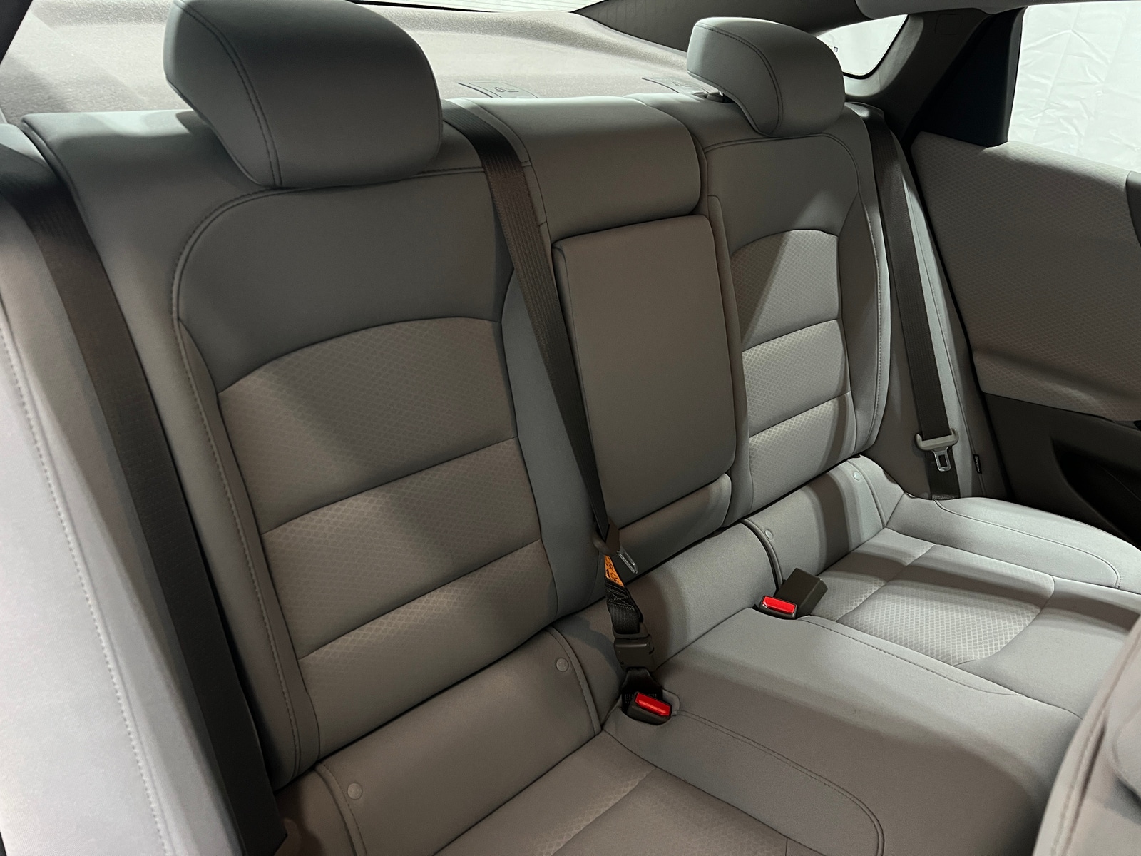 Thumbnail: 2017 Chevrolet Malibu - 6