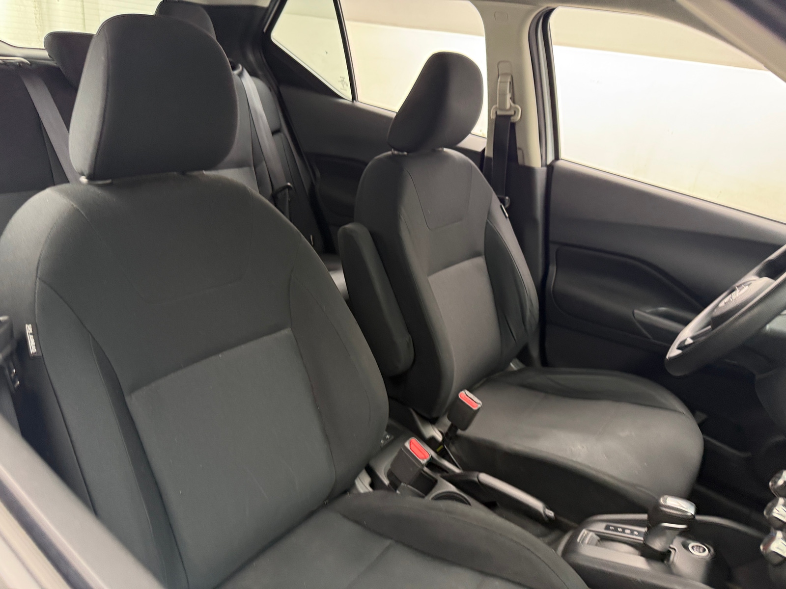 Thumbnail: 2023 Nissan Kicks - 2