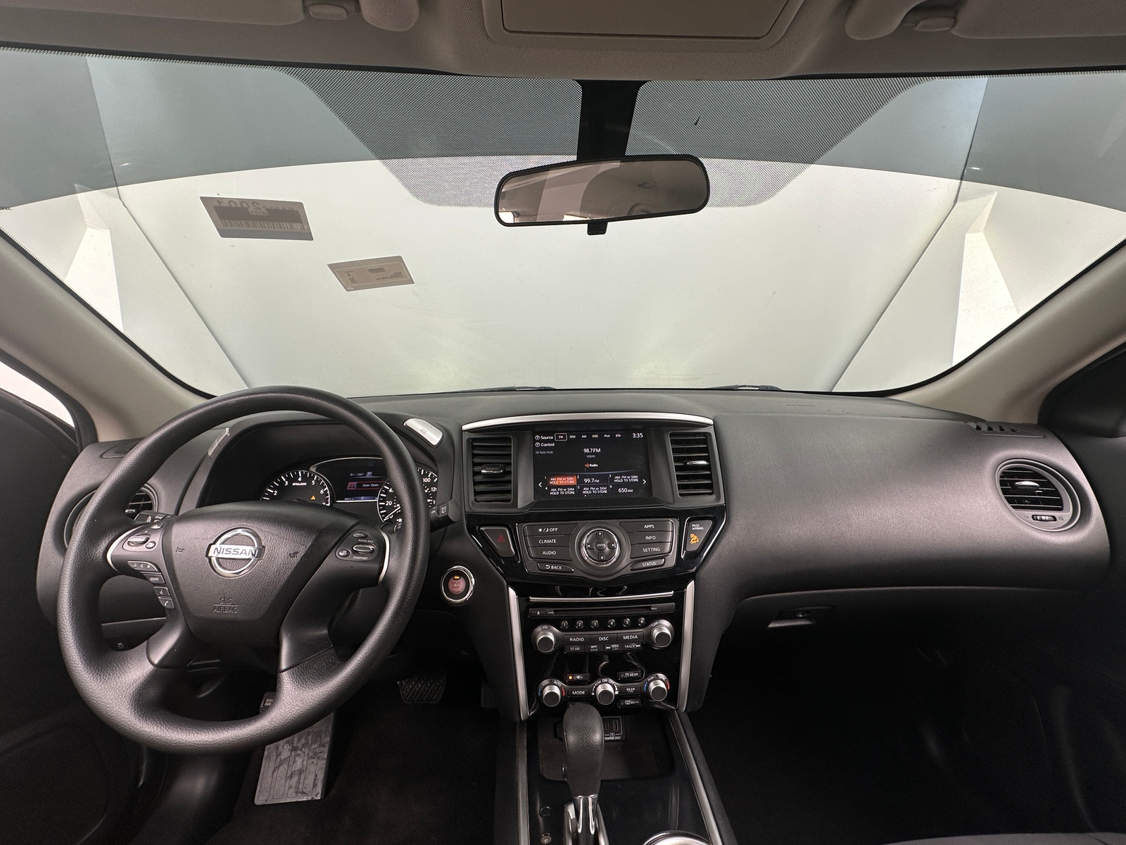 Thumbnail: 2019 Nissan Pathfinder - 3