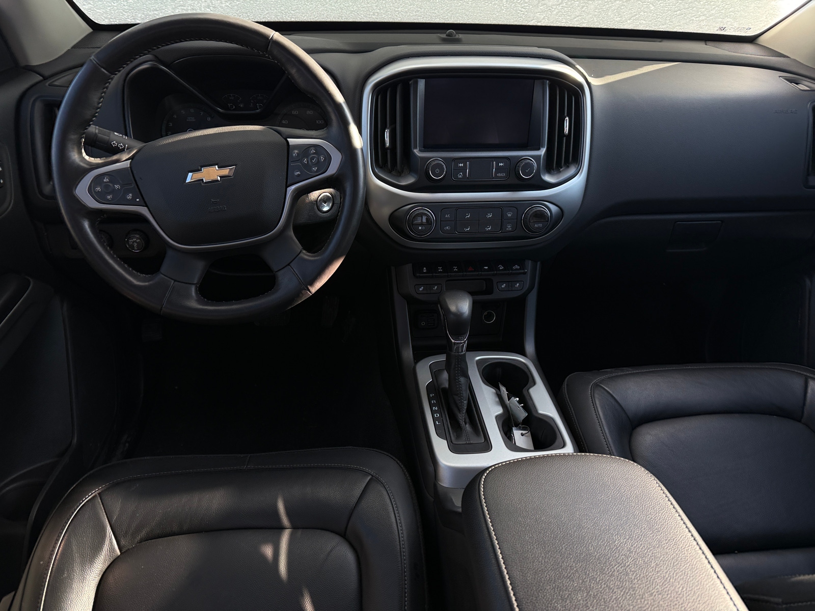 Thumbnail: 2022 Chevrolet Colorado - 2