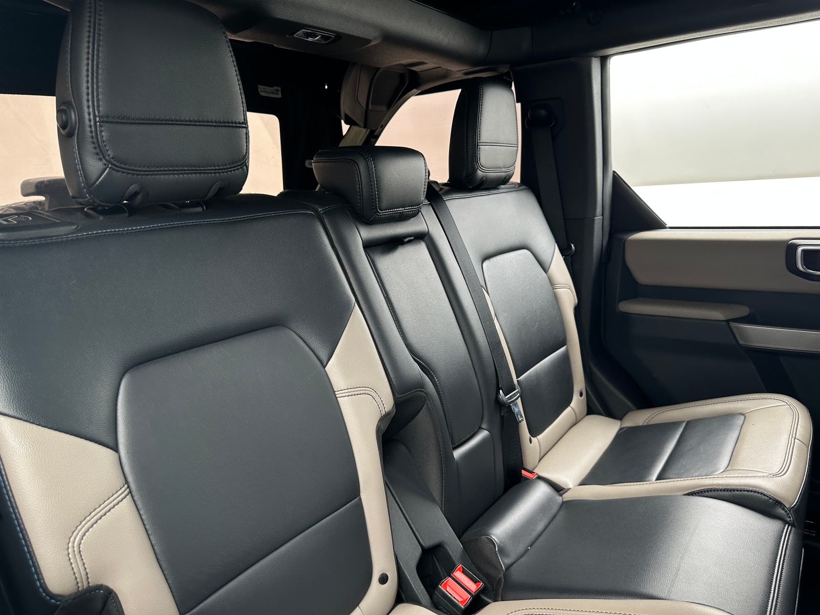 Thumbnail: 2023 Ford Bronco - 6