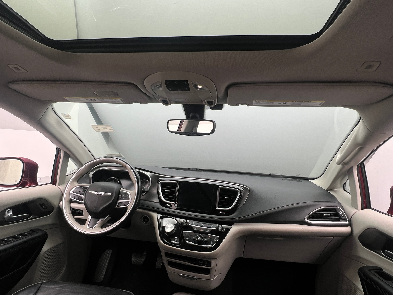 Thumbnail: 2018 Chrysler Pacifica - 2