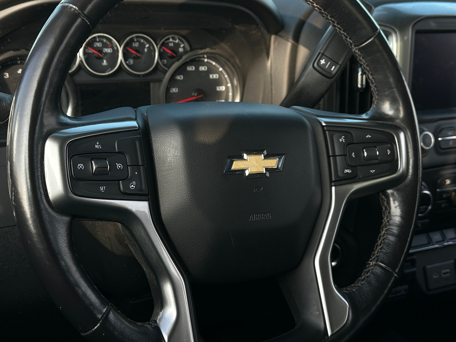 Thumbnail: 2022 Chevrolet Silverado 3500 - 5