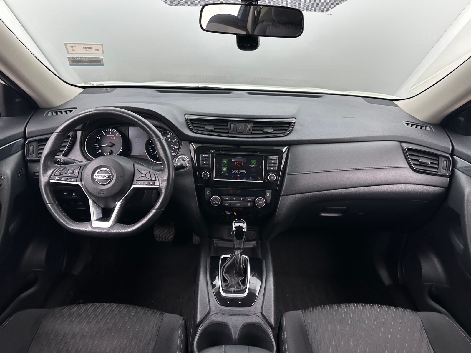 Thumbnail: 2018 Nissan Rogue - 3