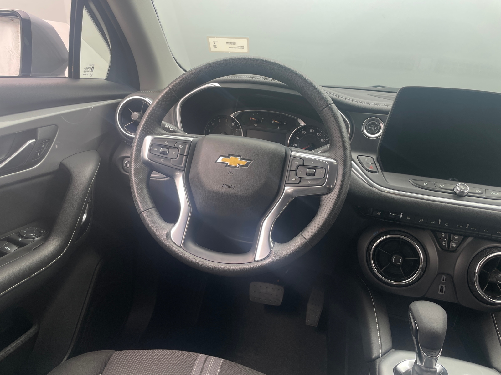 Thumbnail: 2025 Chevrolet Blazer - 5