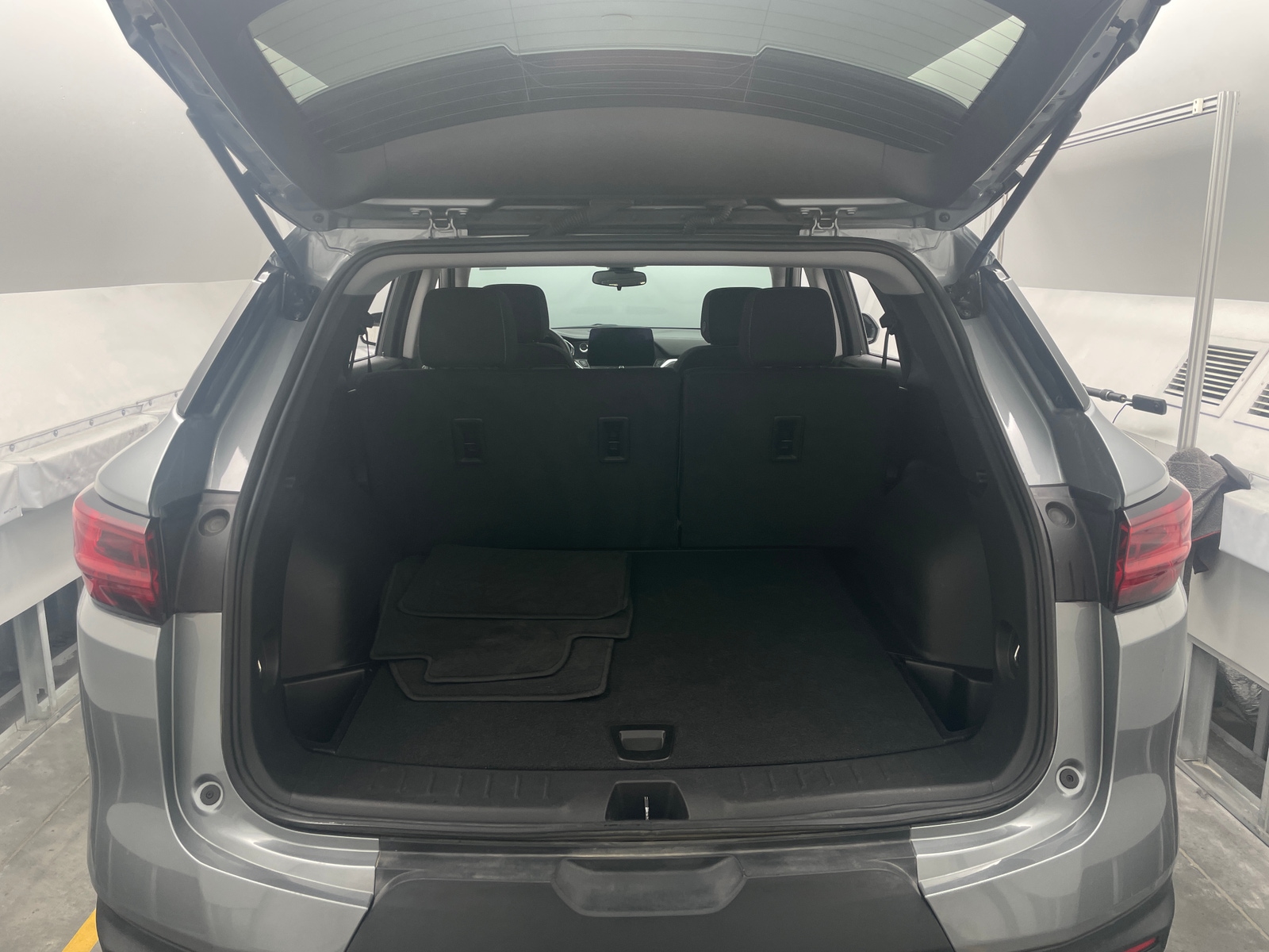 Thumbnail: 2025 Chevrolet Blazer - 7