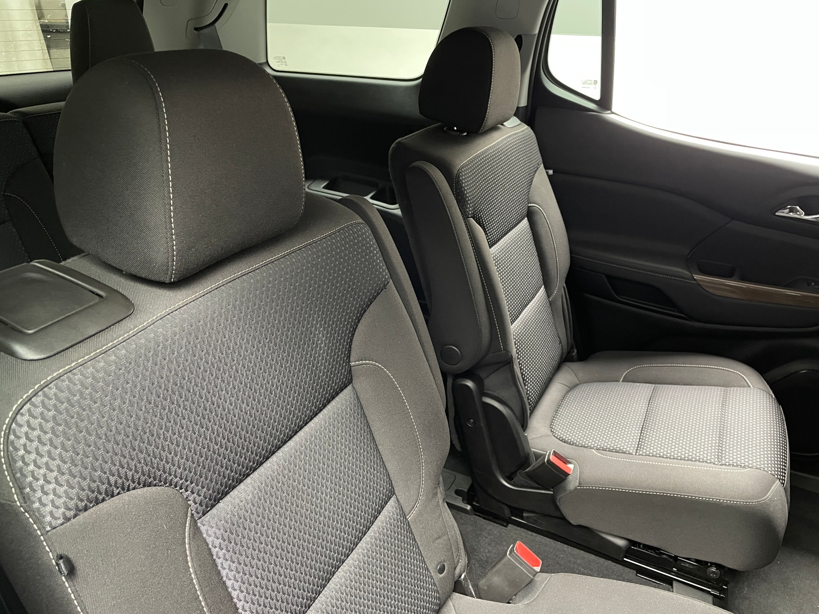 Thumbnail: 2023 GMC Acadia - 6