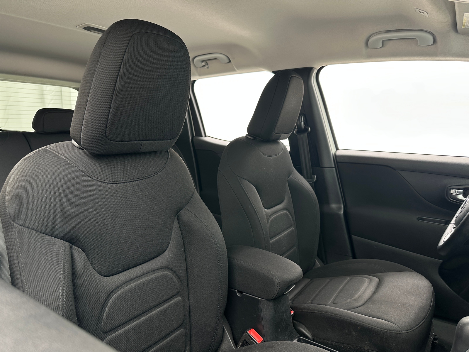 Thumbnail: 2019 Jeep Renegade - 2