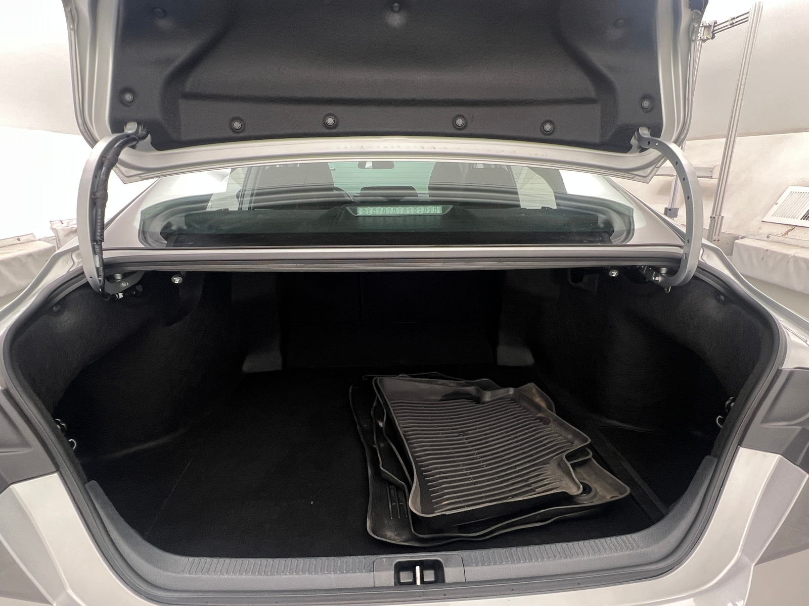 Thumbnail: 2025 Toyota Camry - 7